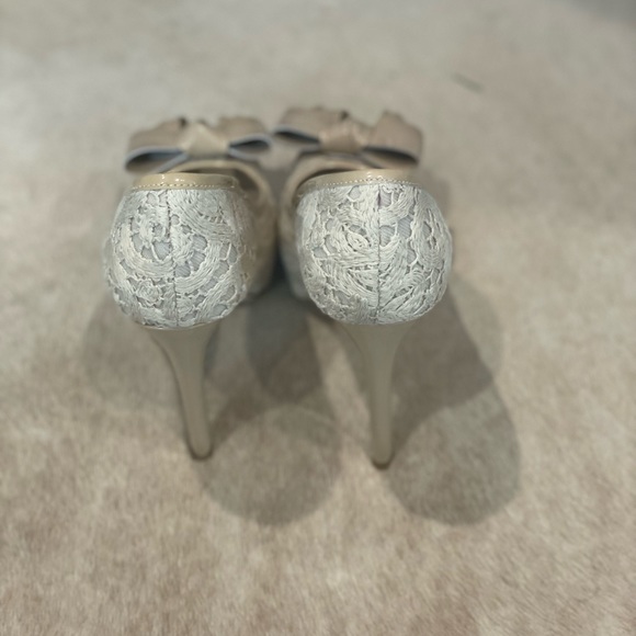 Joan & David Open Toe High Heel with Bow & Lace - Picture 4 of 6